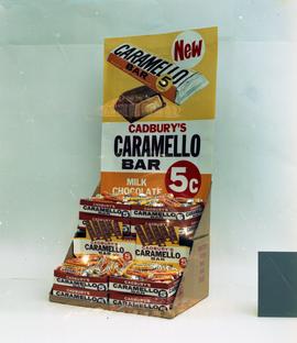 Caramello Bar display