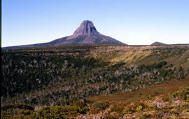 Barn Bluff and cirque