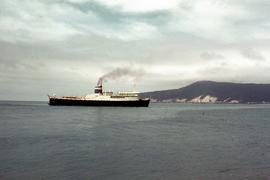 Bass Trader arriving in Emu Bay, 1962