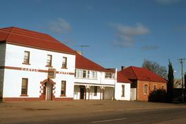 Castle Hotel Bothwell